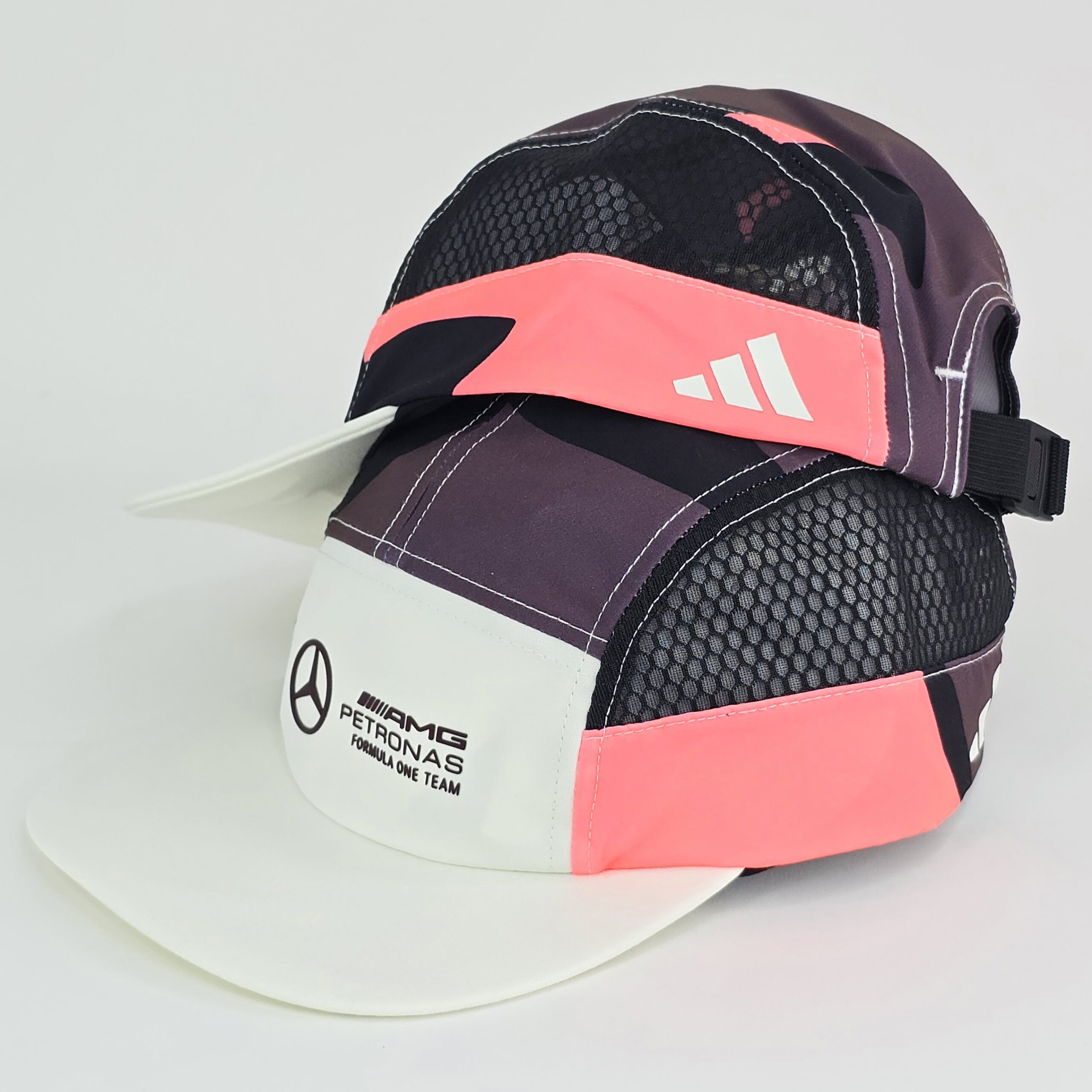Mercedes - AMG Petronas Formula One Team Summer Pack Graphic Five Panel Cap -A80 - Imagen 4