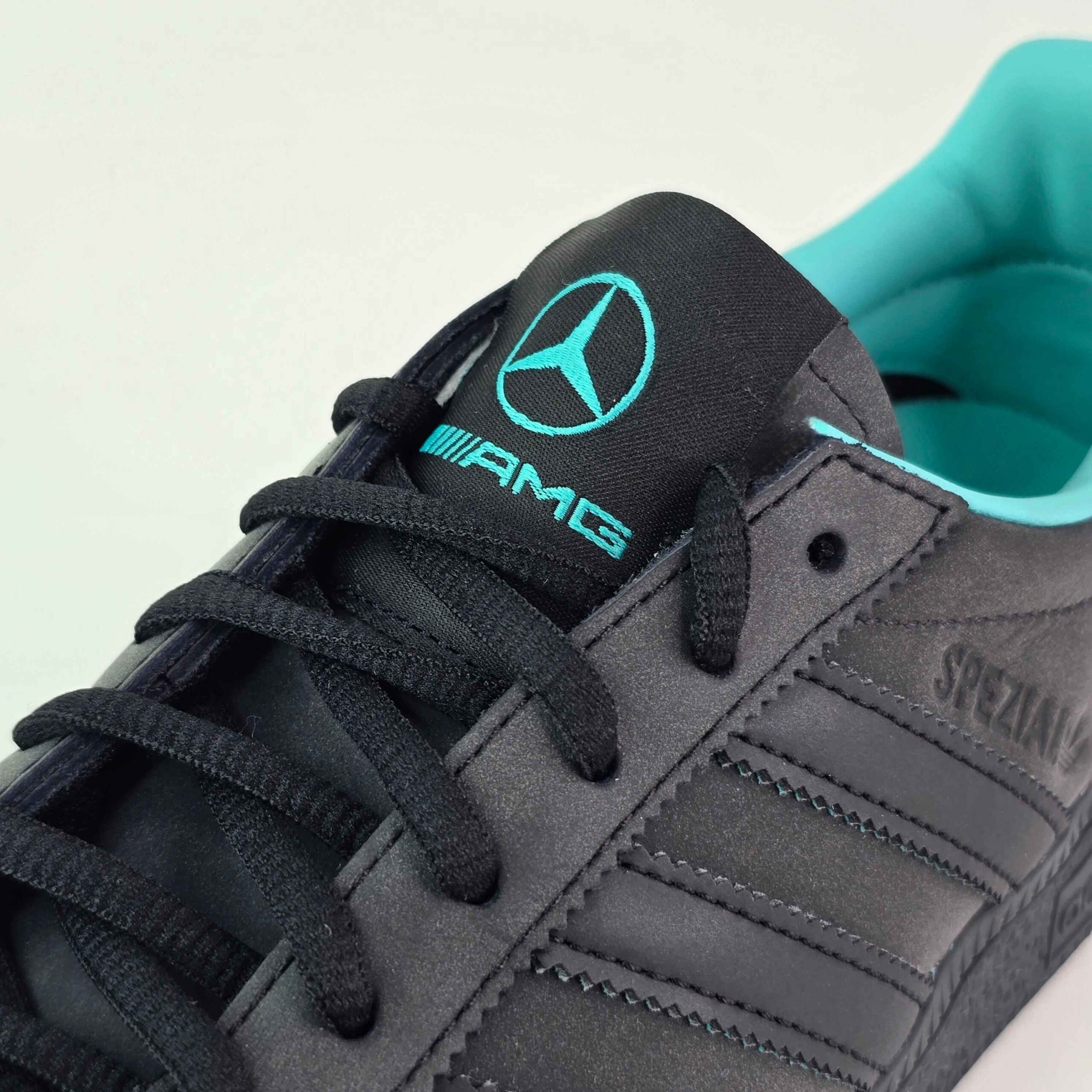 HANDBALL SPEZIAL AMG EDITION -C7 - Imagen 3